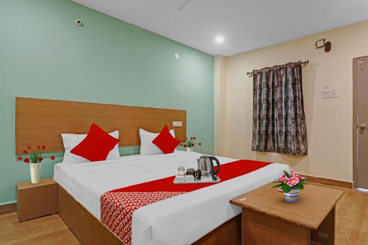 Hotel O Lavish Stay Hyderabad Exterior photo