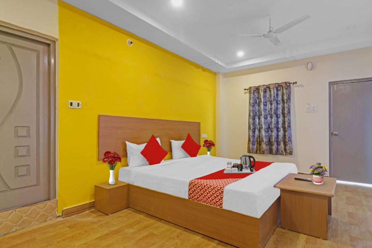 Hotel O Lavish Stay Hyderabad Exterior photo